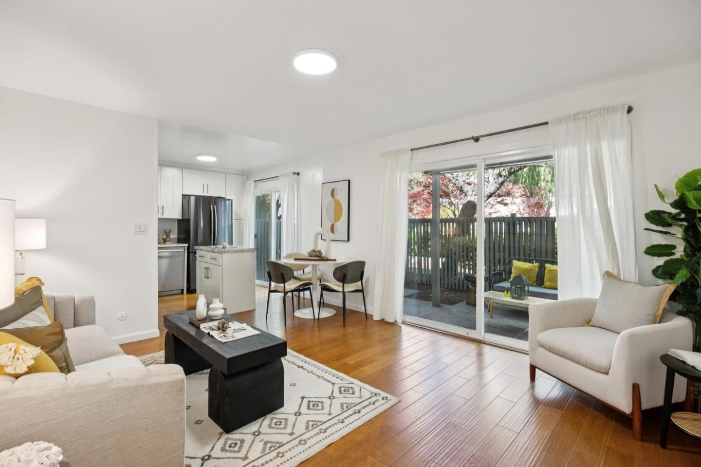 MLS Listing Photo 1