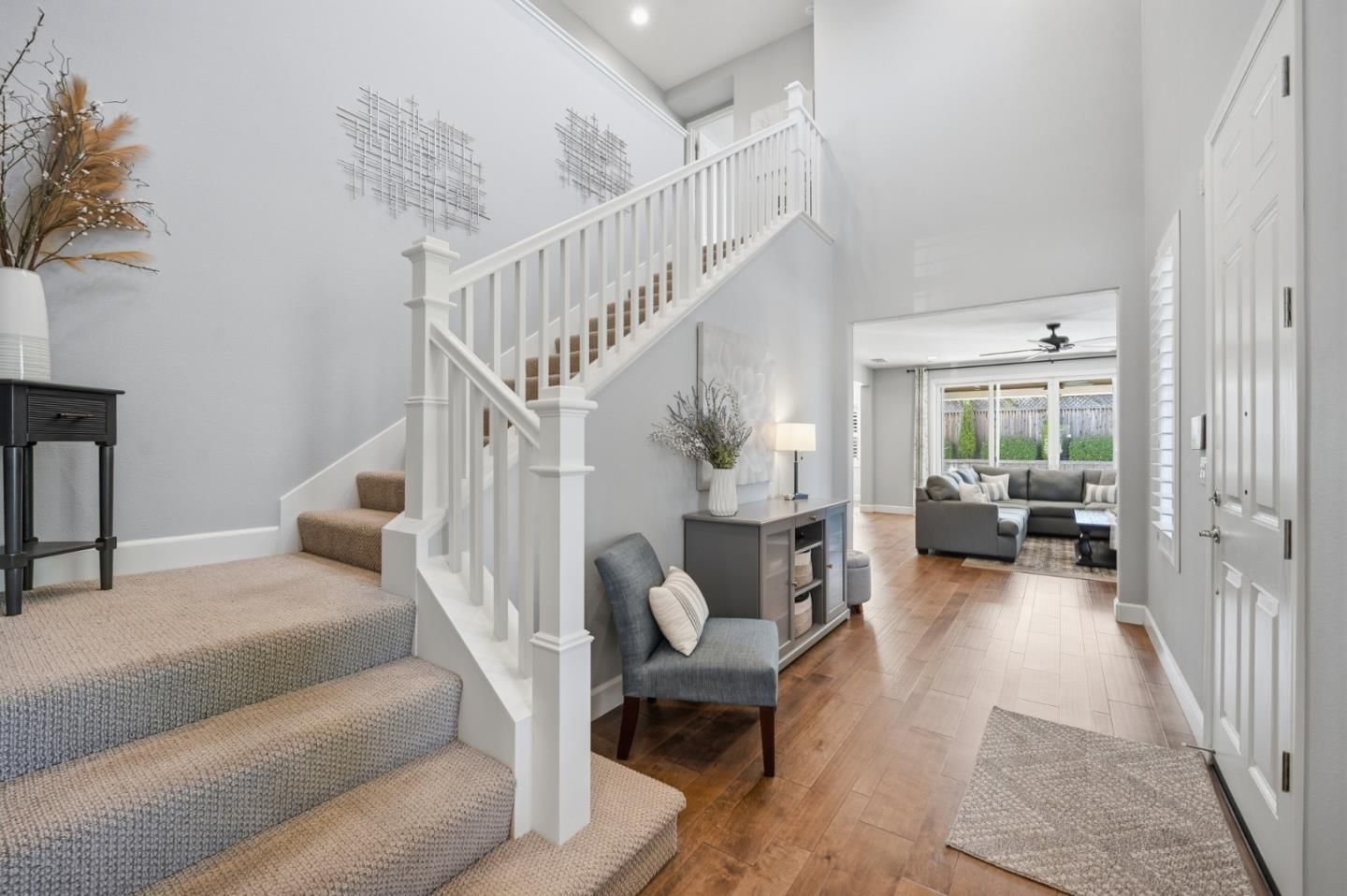 MLS Listing Photo 1