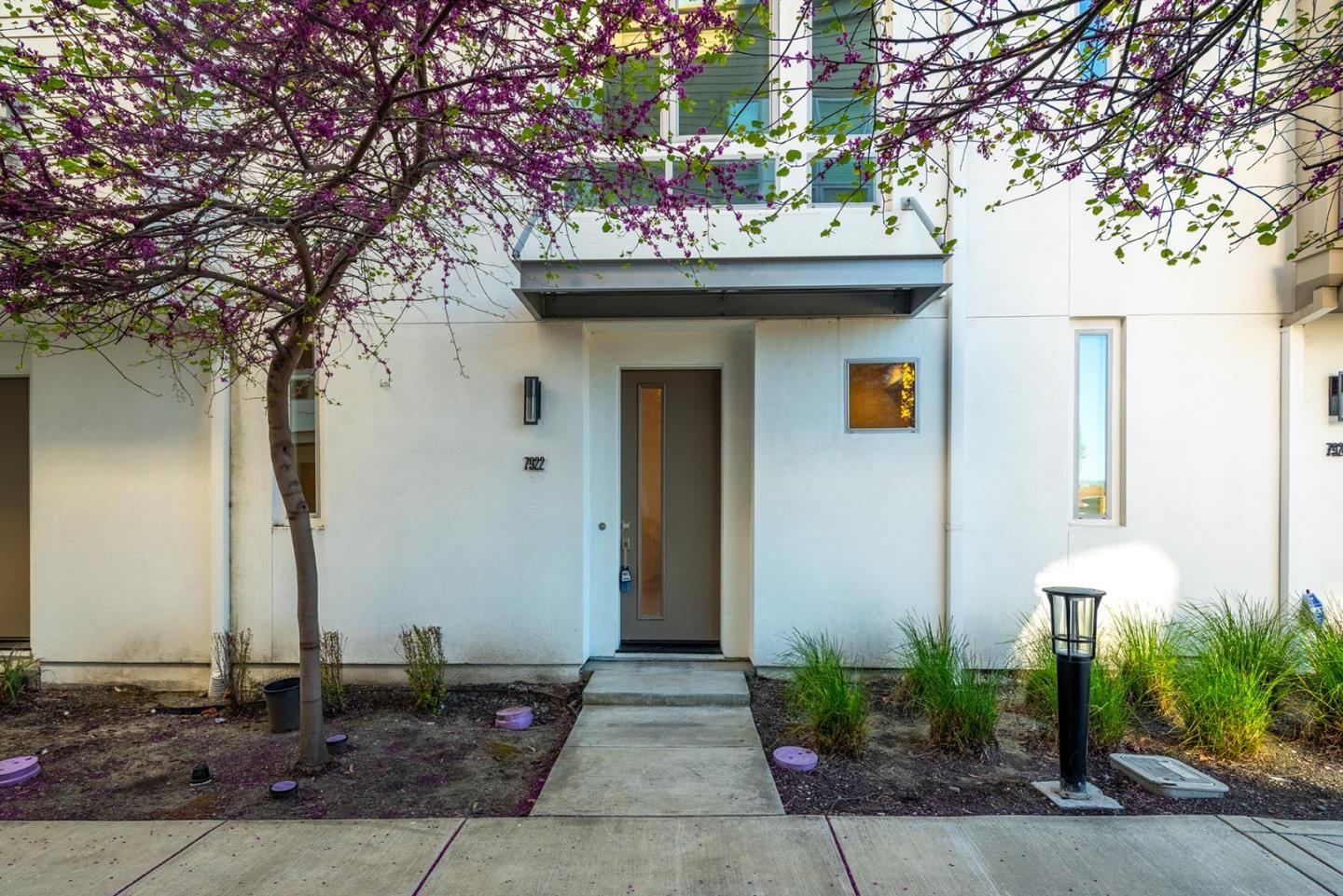 MLS Listing Photo 4