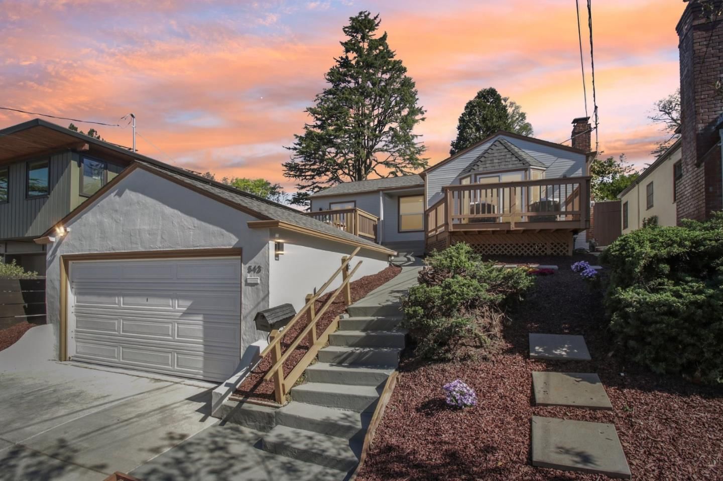 MLS Listing Photo 1