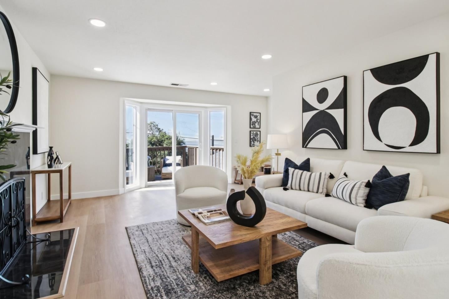 MLS Listing Photo 4
