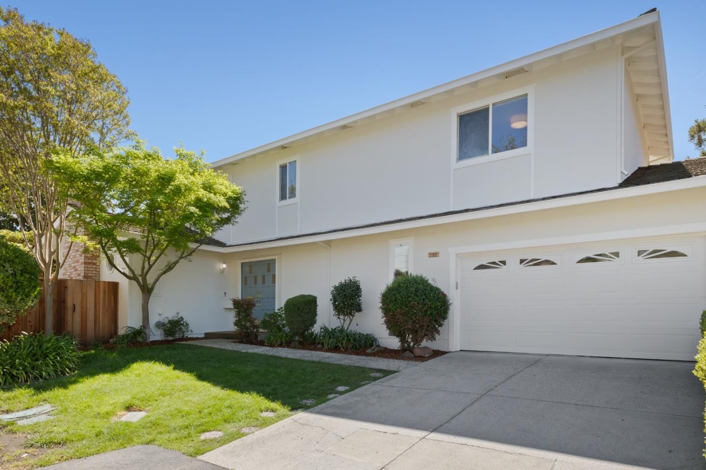 MLS Listing Photo 2