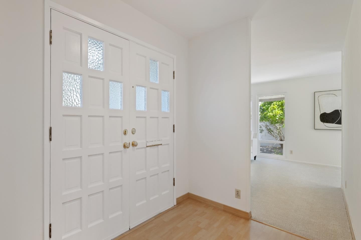 MLS Listing Photo 3