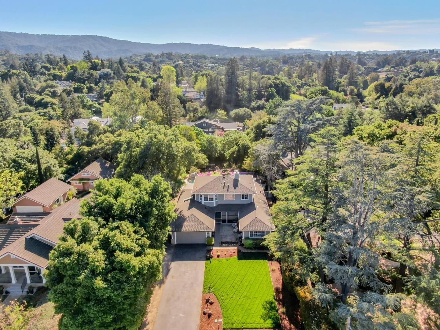 MLS Listing Photo 2