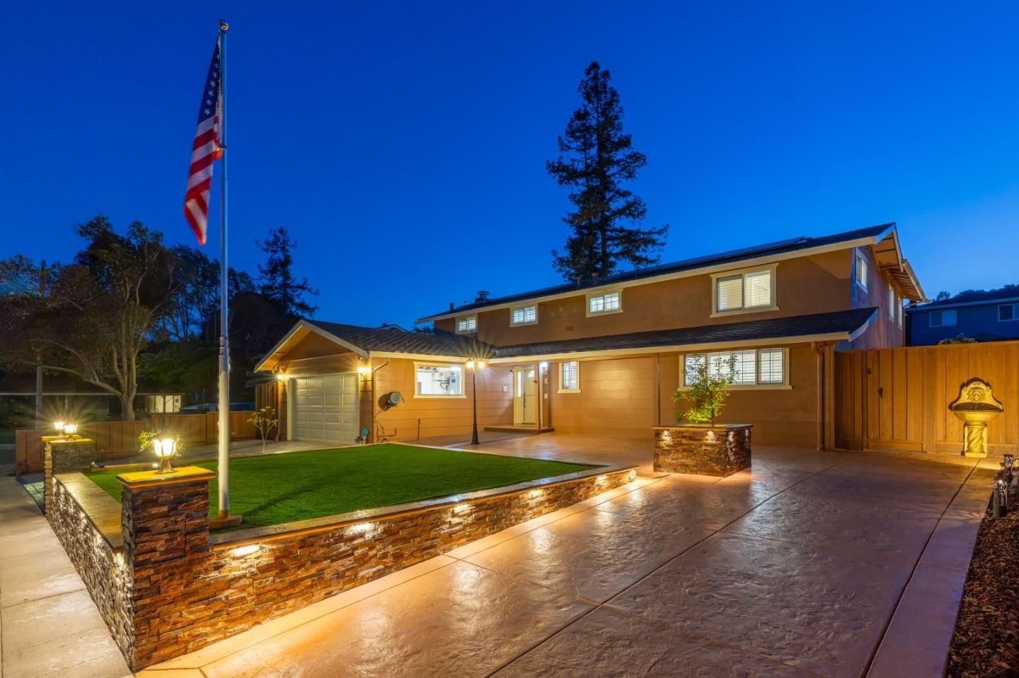 MLS Listing Photo 4