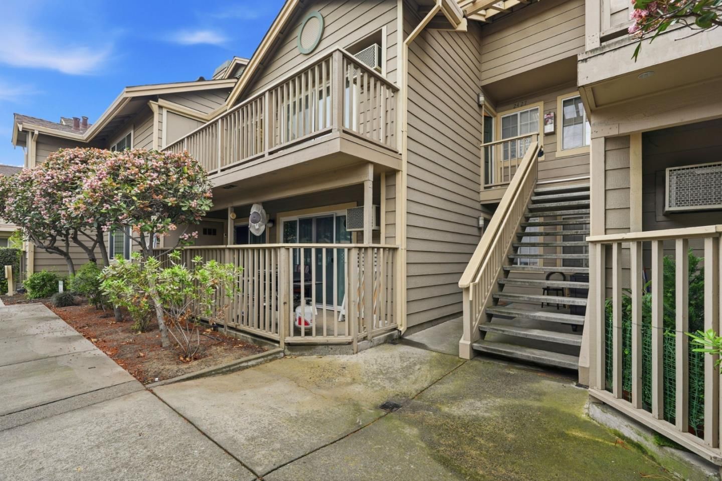 MLS Listing Photo 2