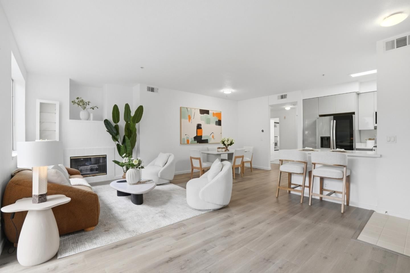MLS Listing Photo 2