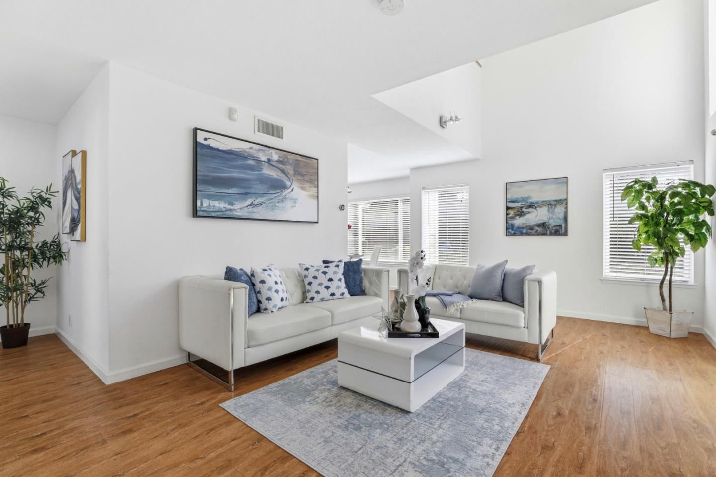 MLS Listing Photo 3