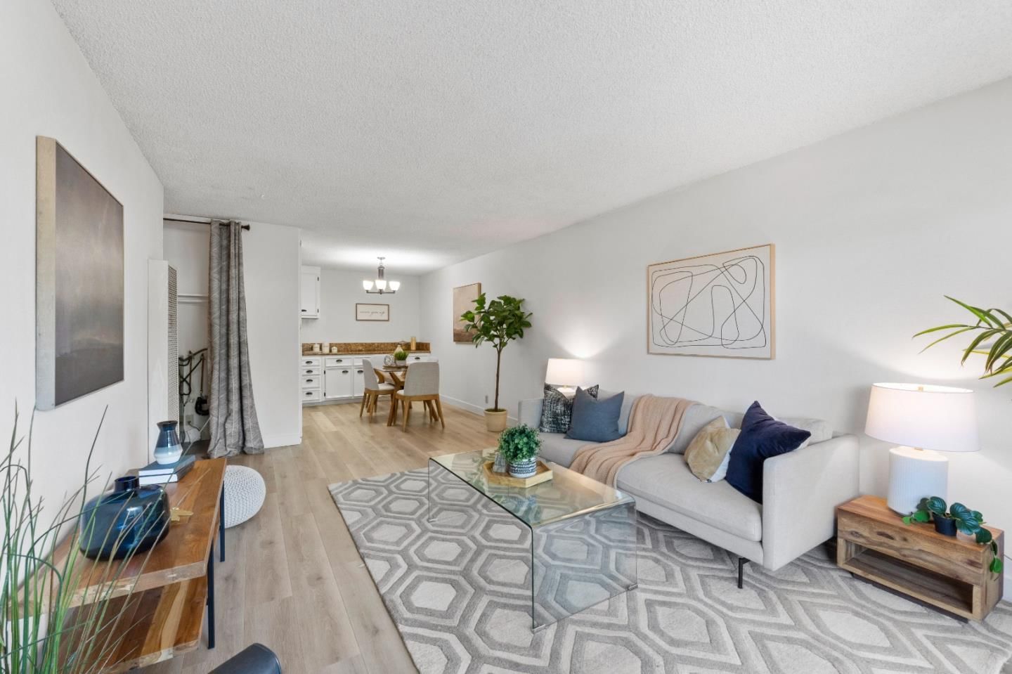 MLS Listing Photo 1