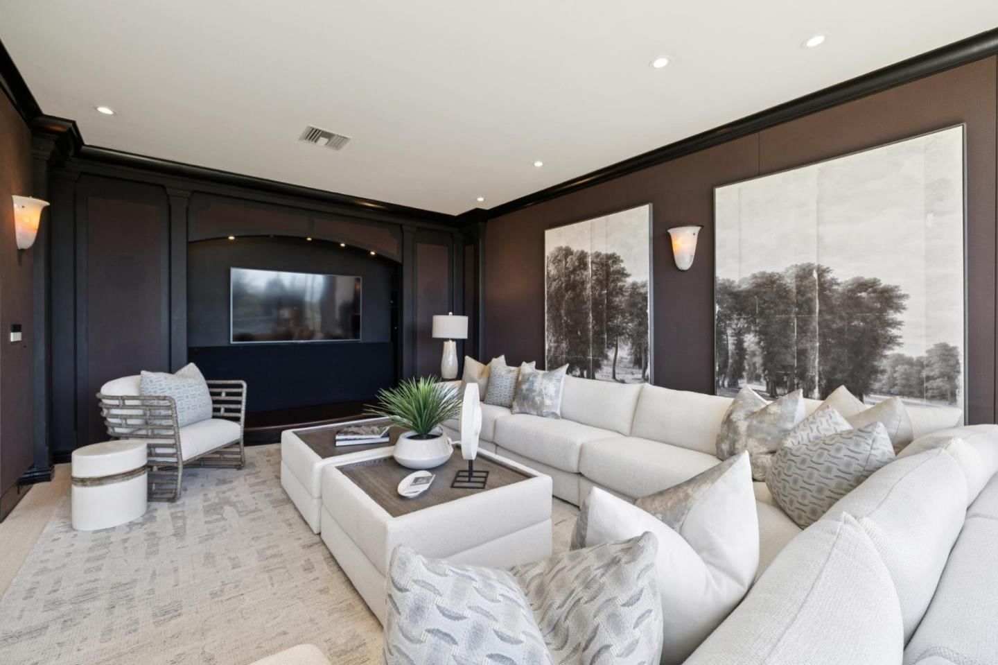 MLS Listing Photo 4