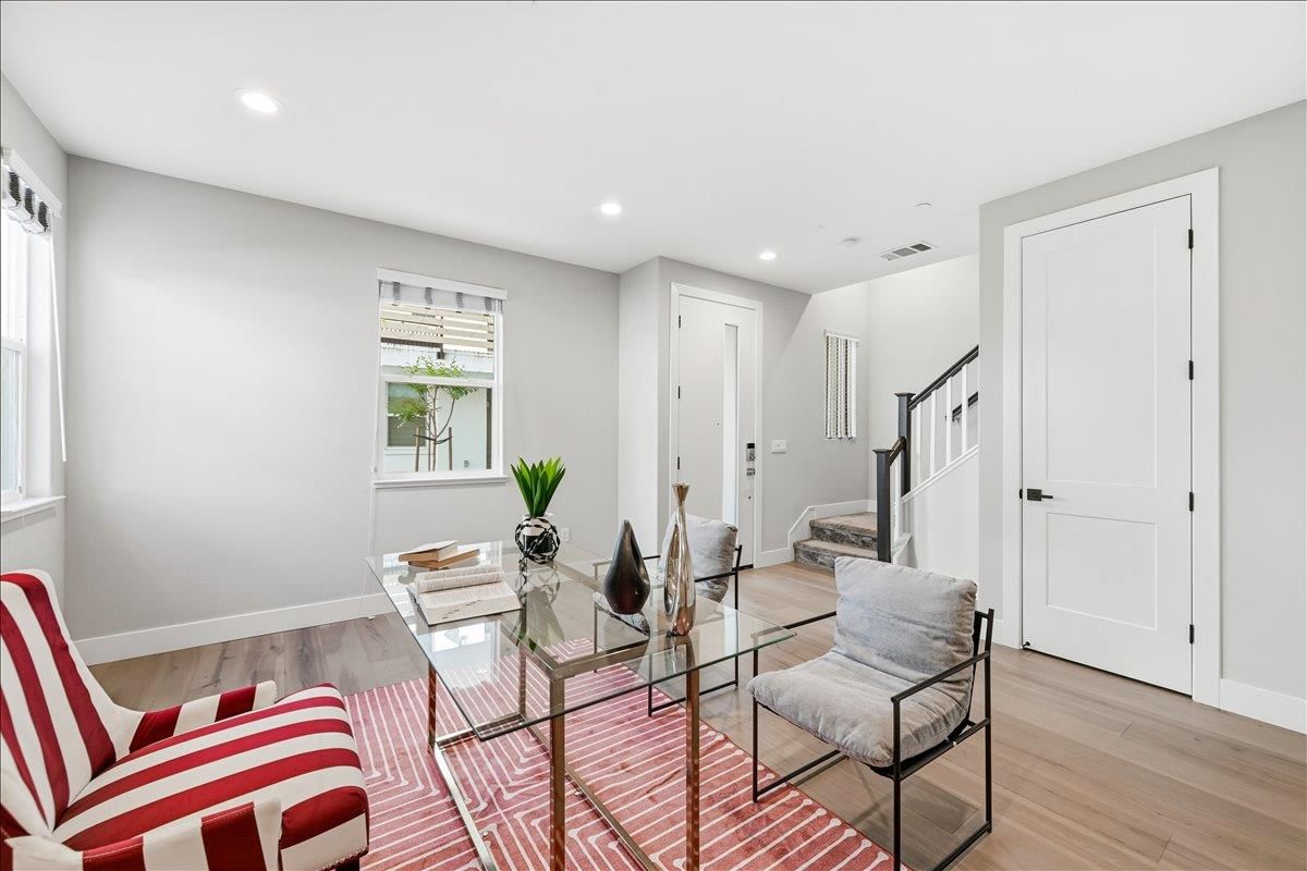 MLS Listing Photo 3