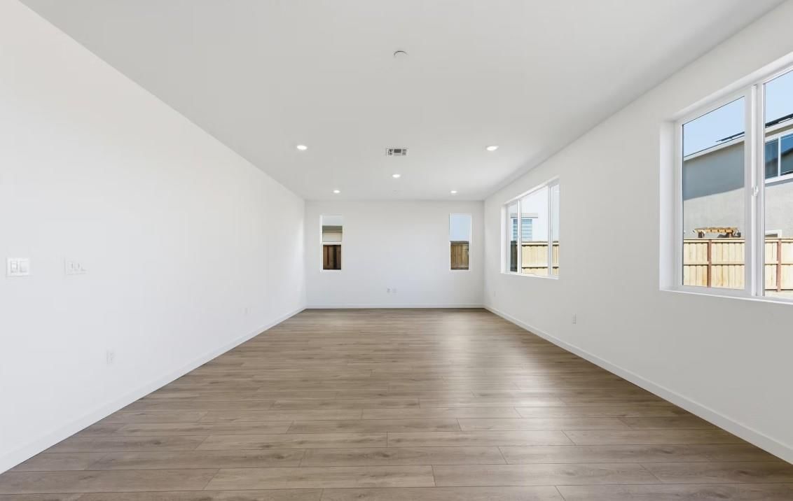 MLS Listing Photo 2