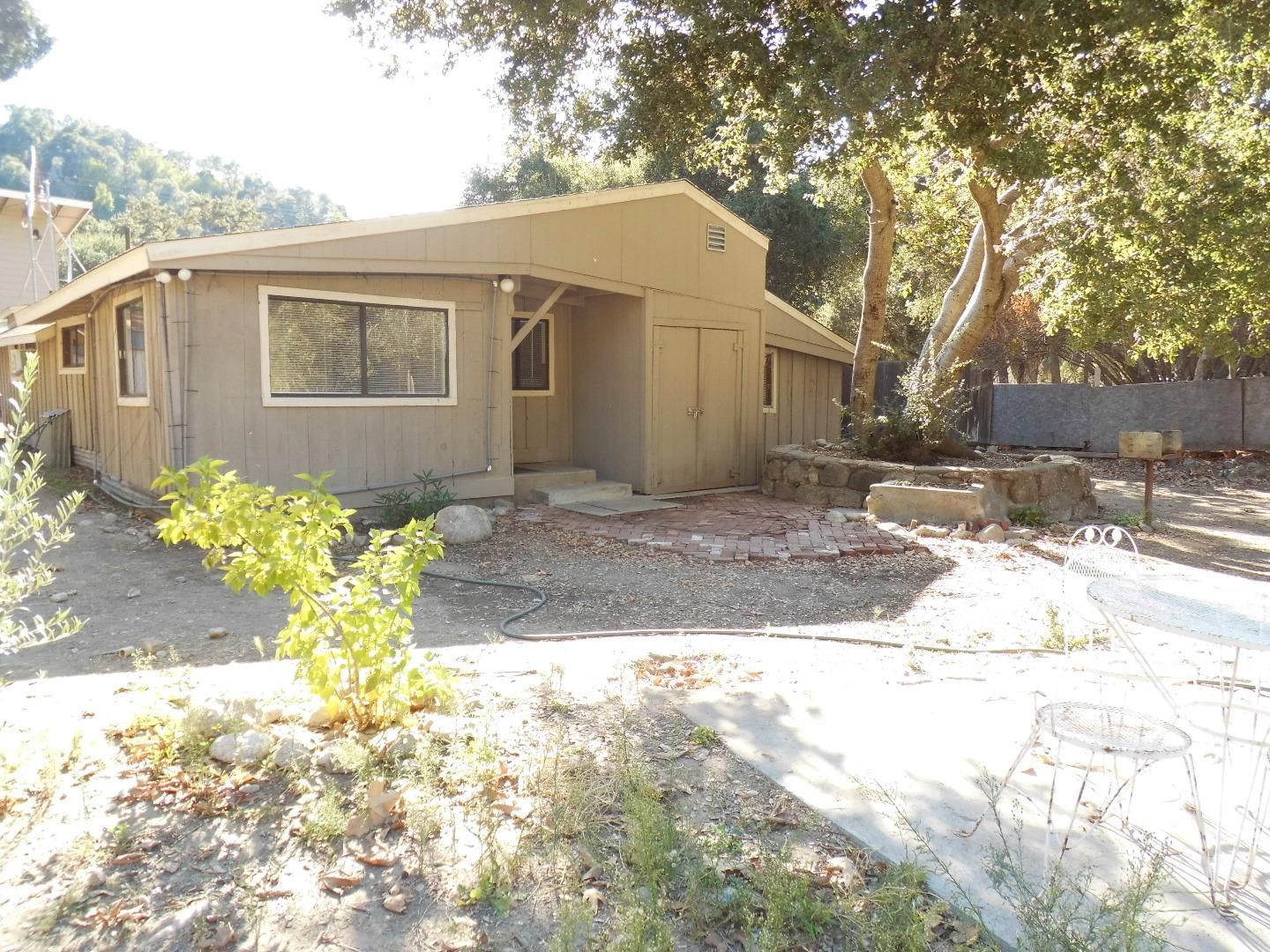 MLS Listing Photo 2