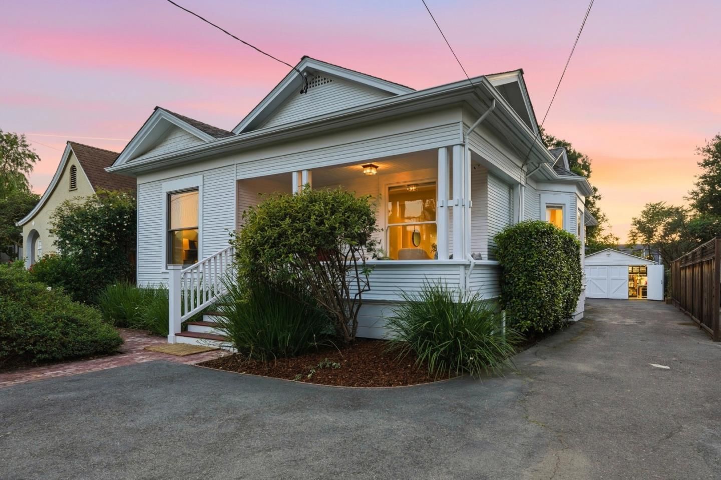 Listing Photo 1