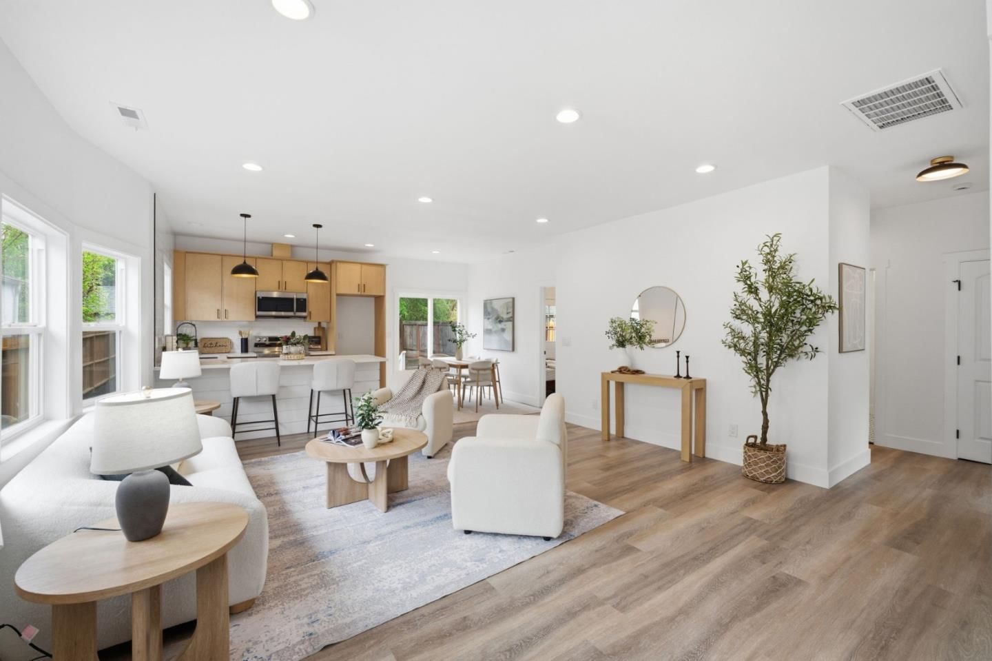 MLS Listing Photo 1