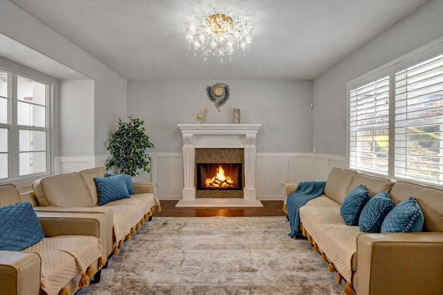 MLS Listing Photo 3
