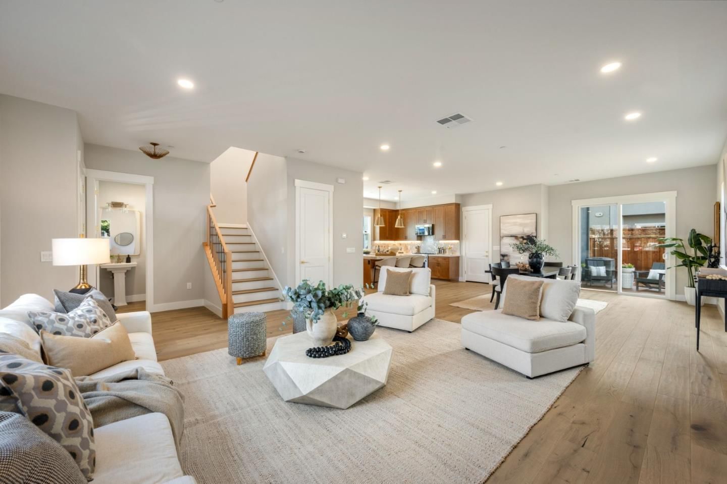 Vivi Place