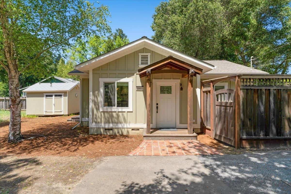 Listing Photo 1