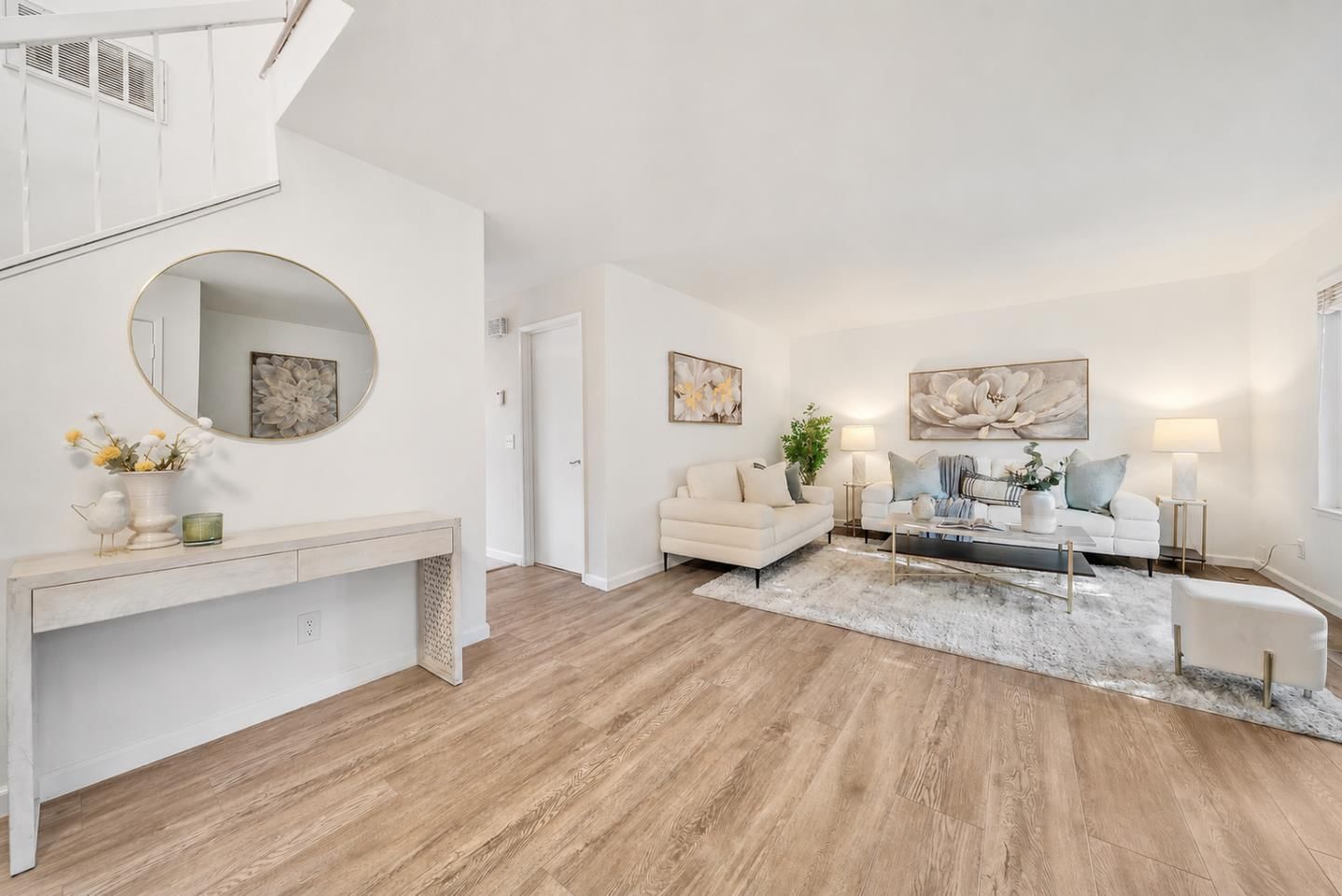 MLS Listing Photo 4