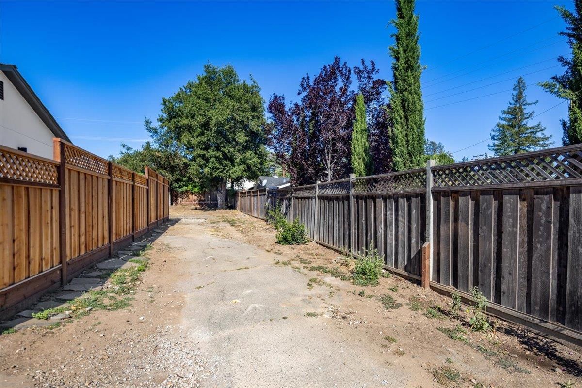 Los Gatos Almaden Rd (Parcel 2)