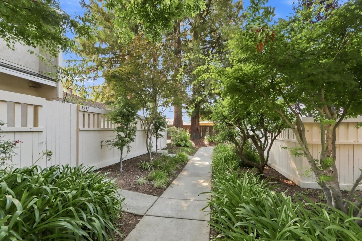 MLS Listing Photo 2