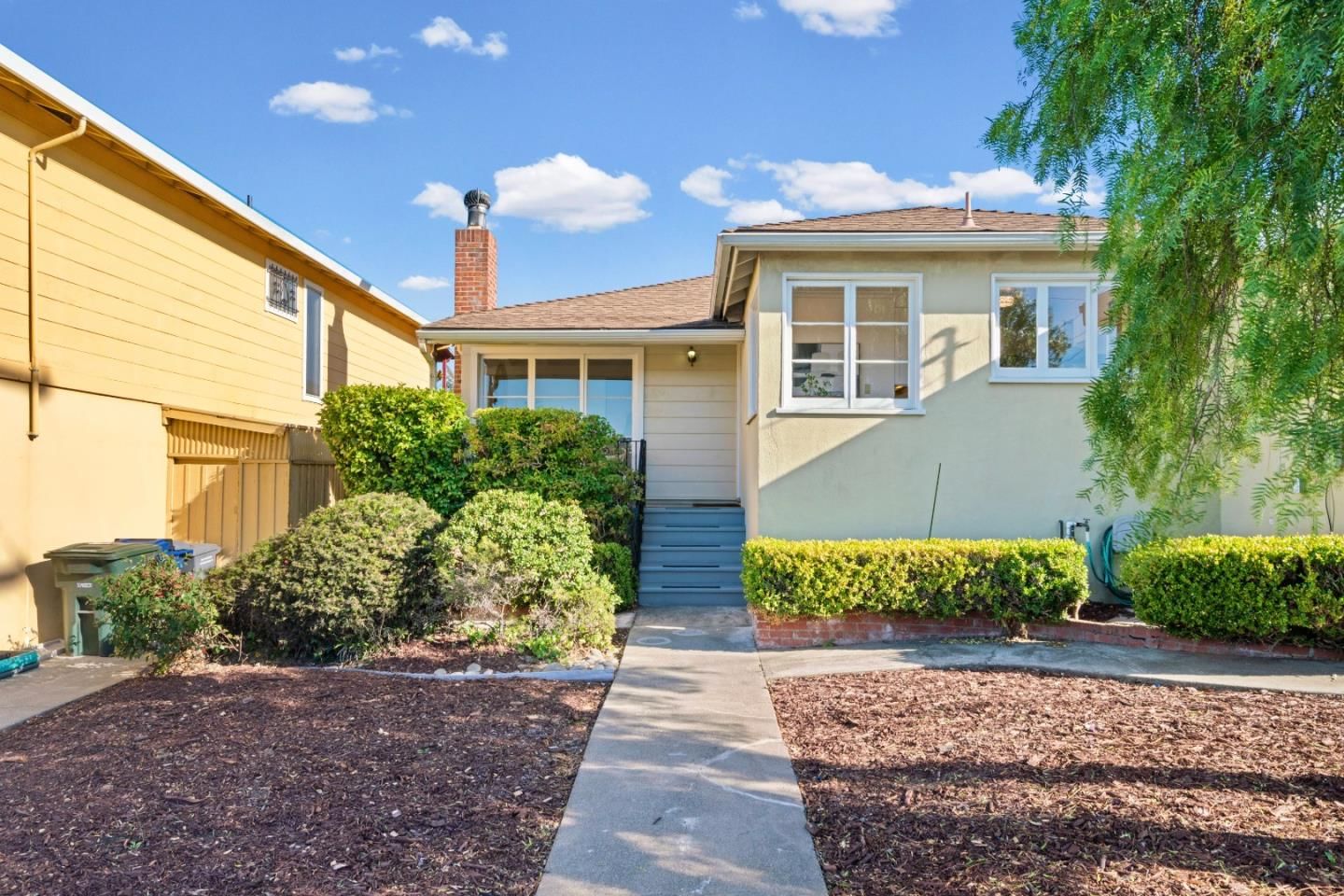 MLS Listing Photo 4