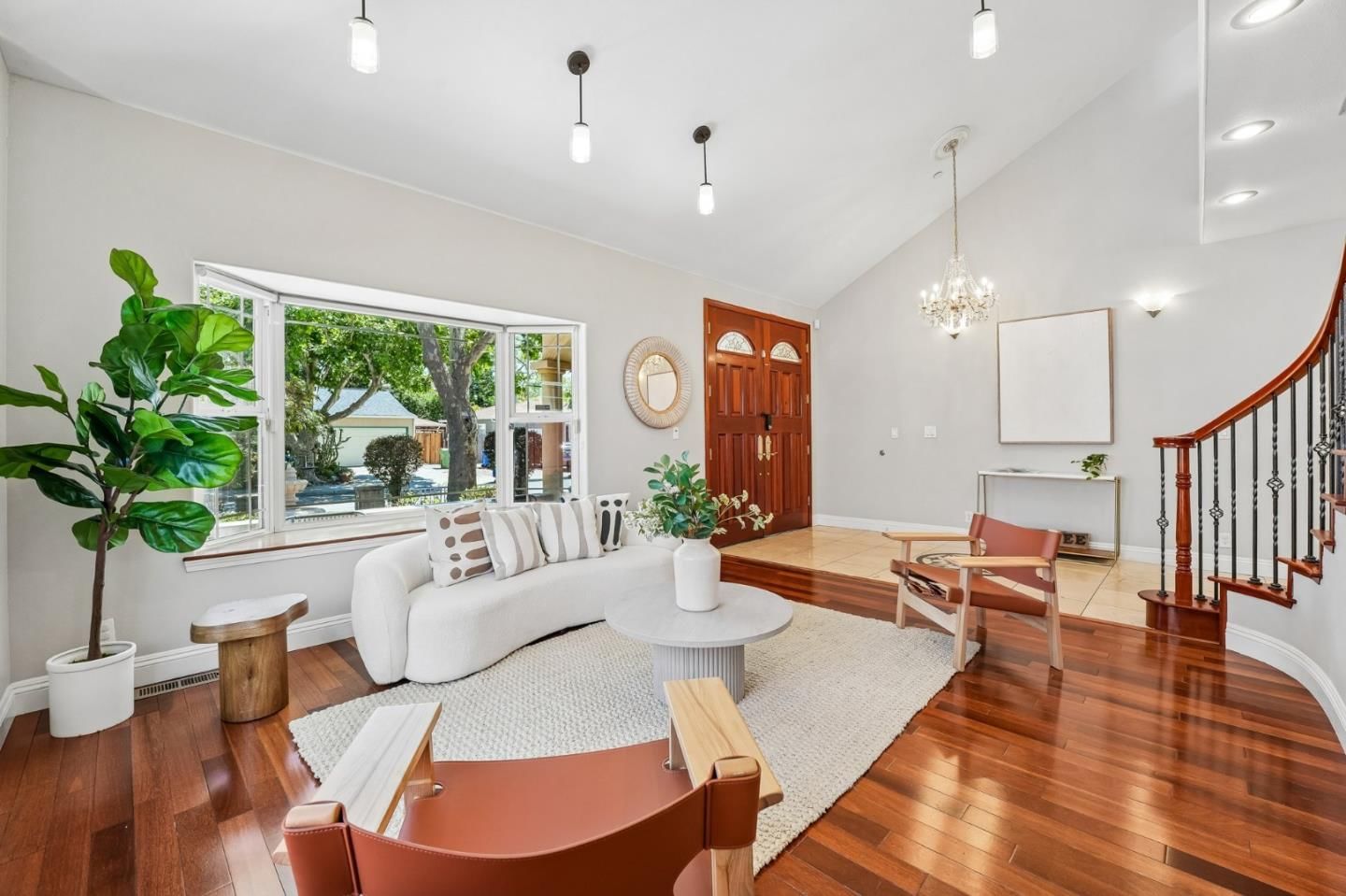 MLS Listing Photo 3