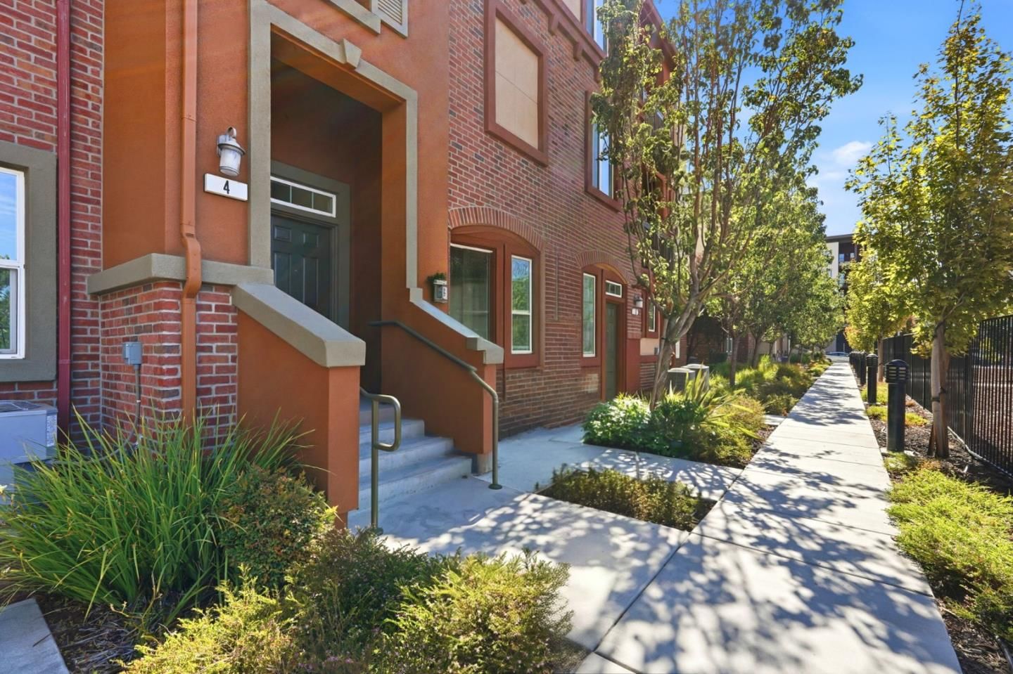 MLS Listing Photo 3