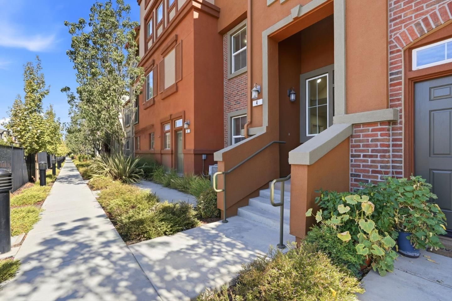 MLS Listing Photo 1