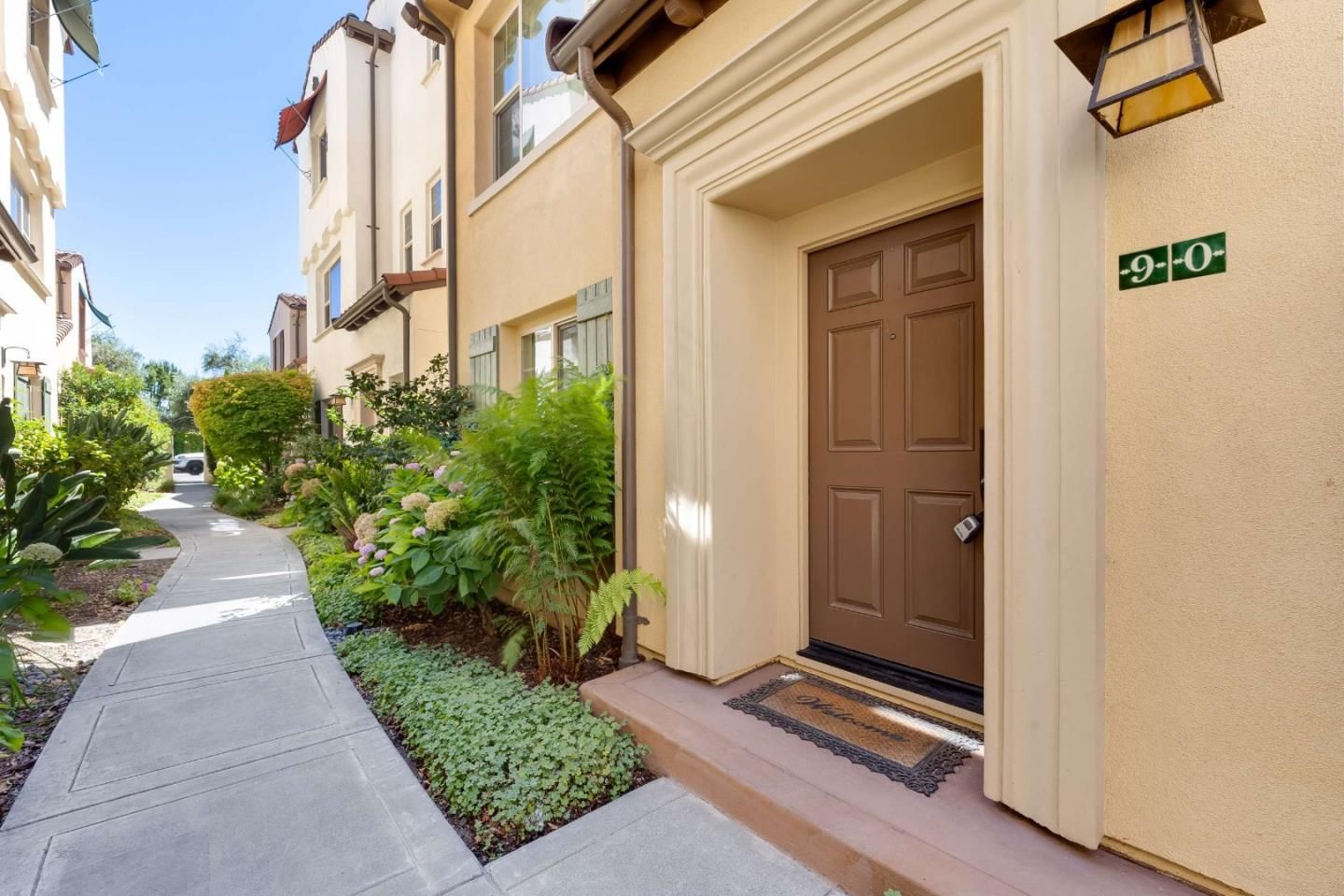 MLS Listing Photo 2