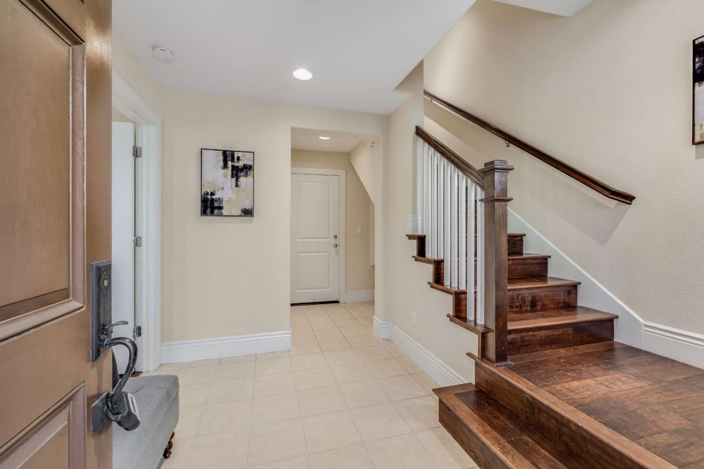 MLS Listing Photo 3