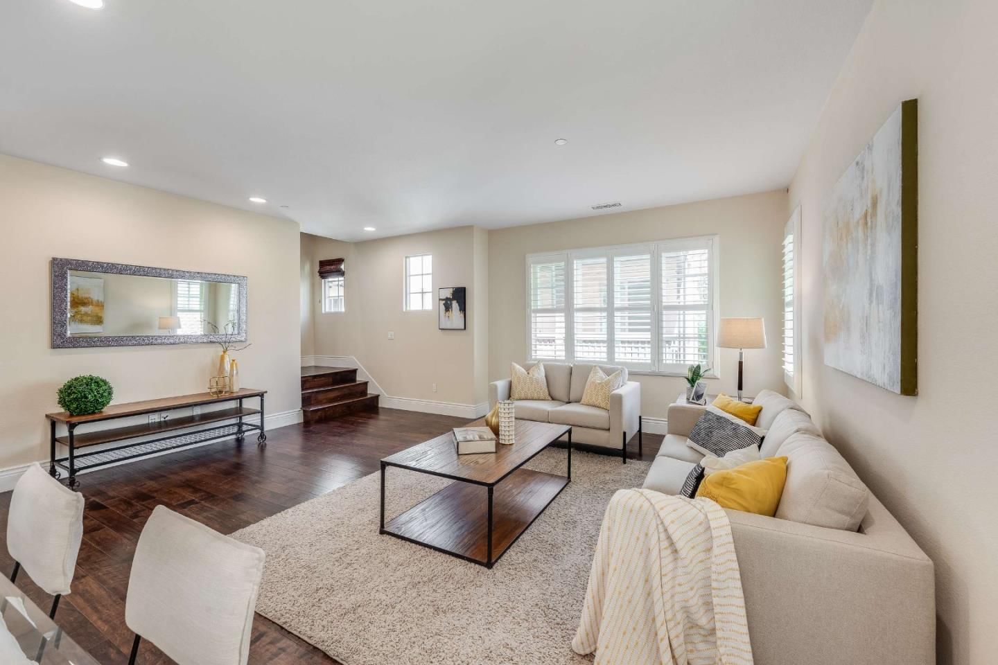 MLS Listing Photo 1