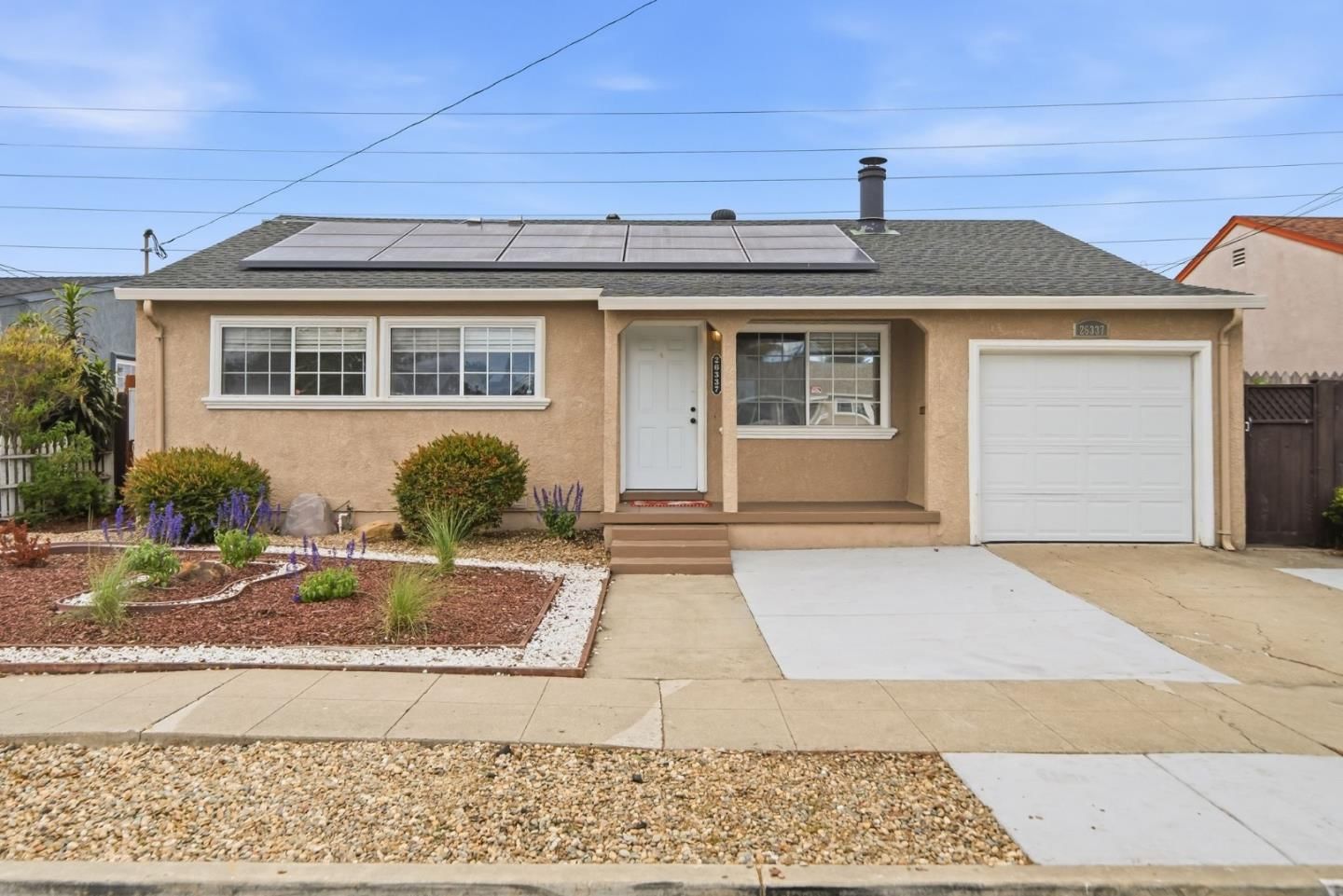 MLS Listing Photo 1