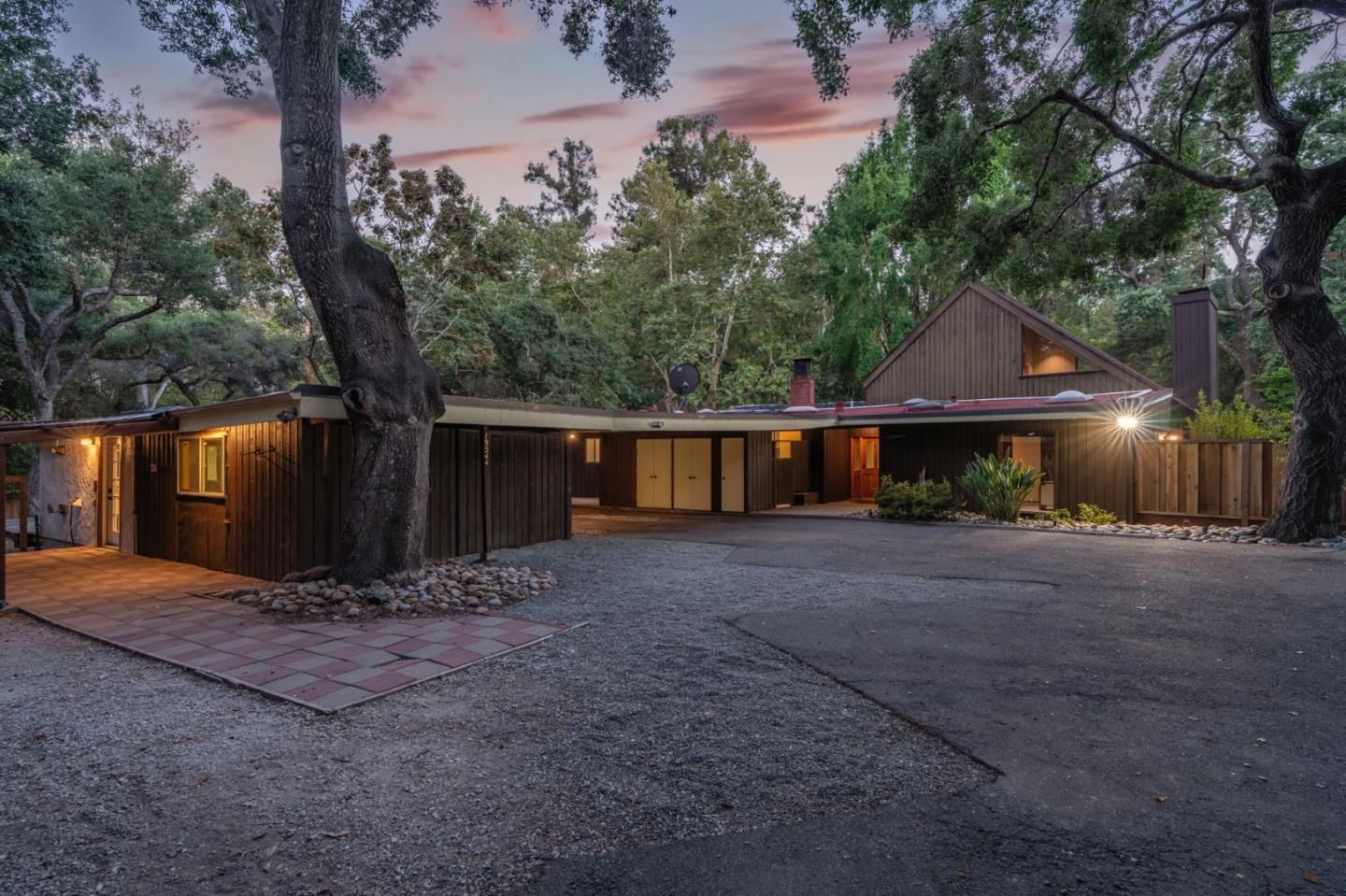 Sky Oaks