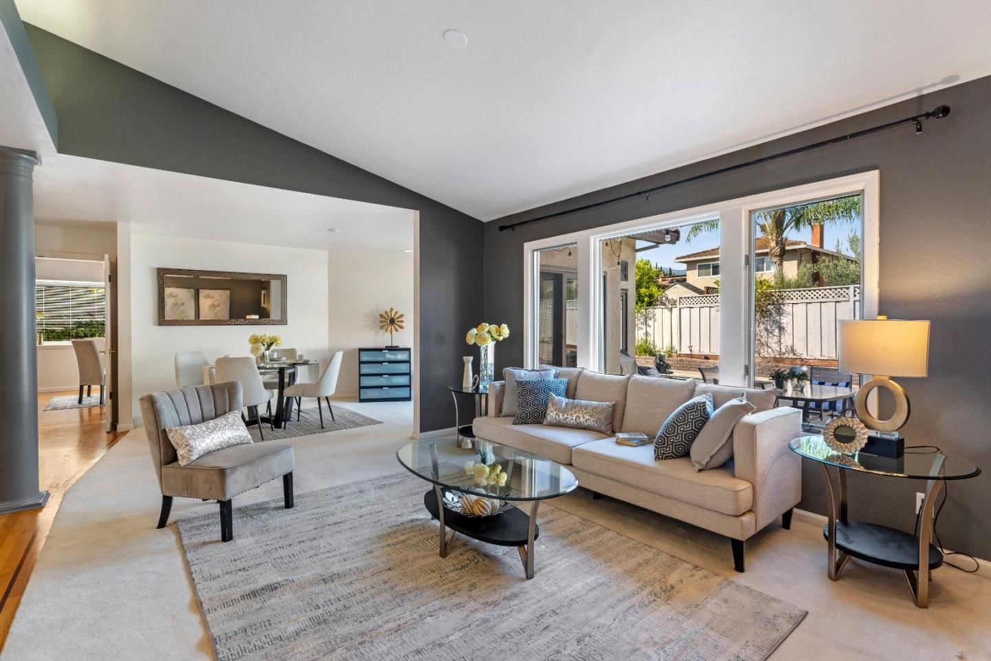 MLS Listing Photo 4