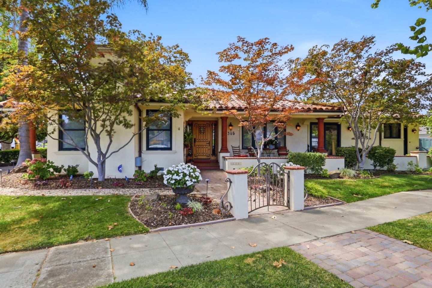 MLS Listing Photo 2
