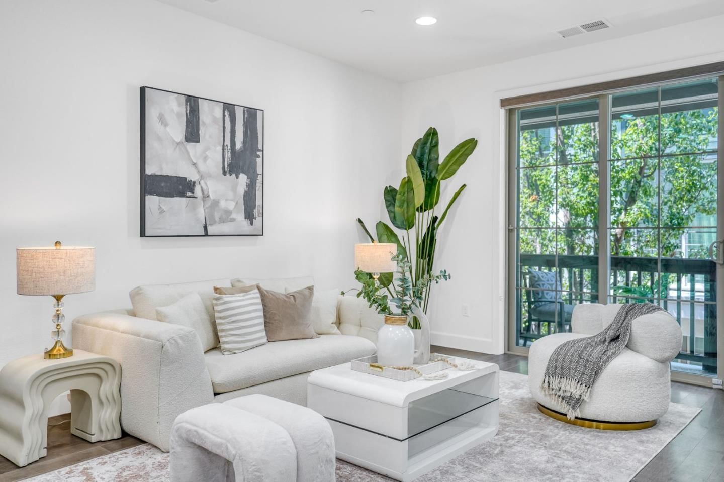 VIA TORINO