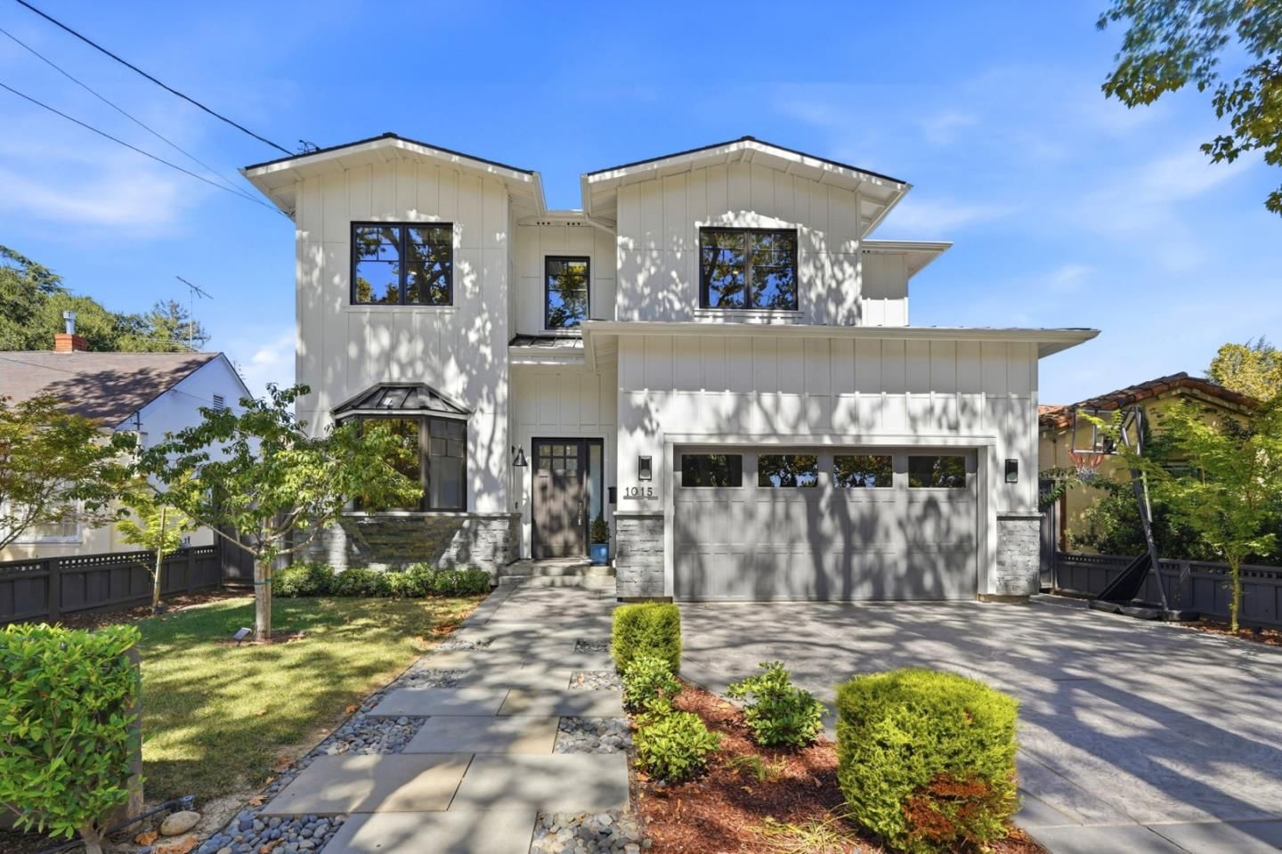 MLS Listing Photo 1