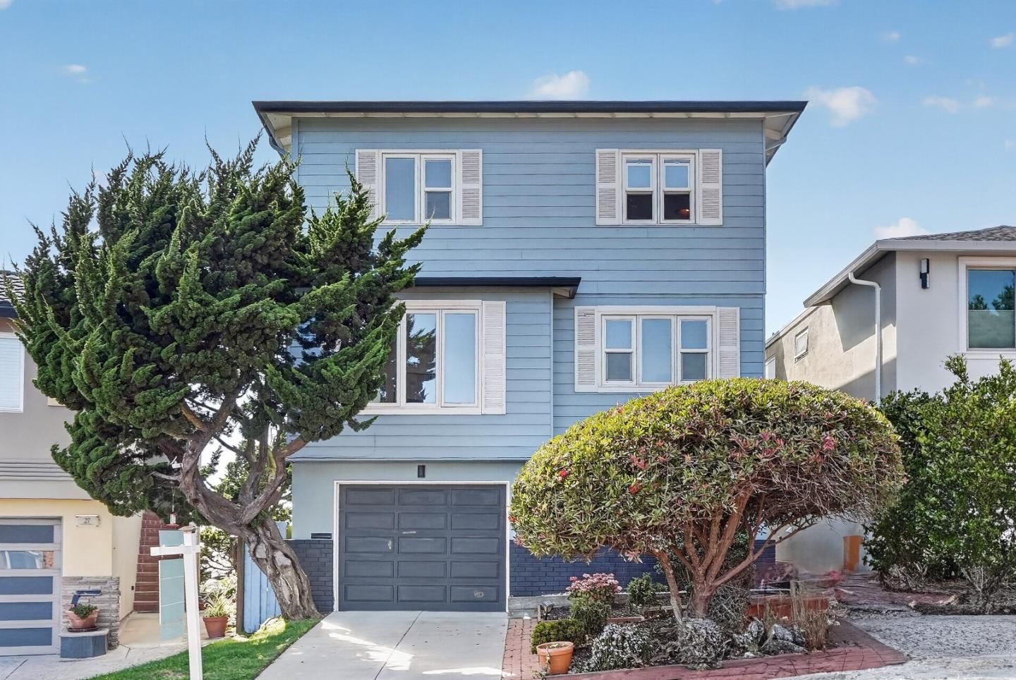 MLS Listing Photo 1