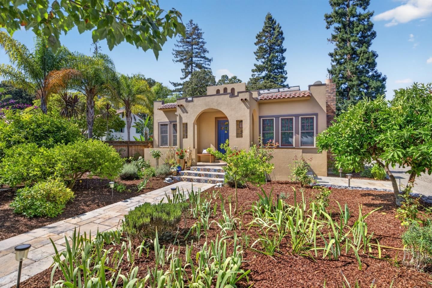 MLS Listing Photo 4