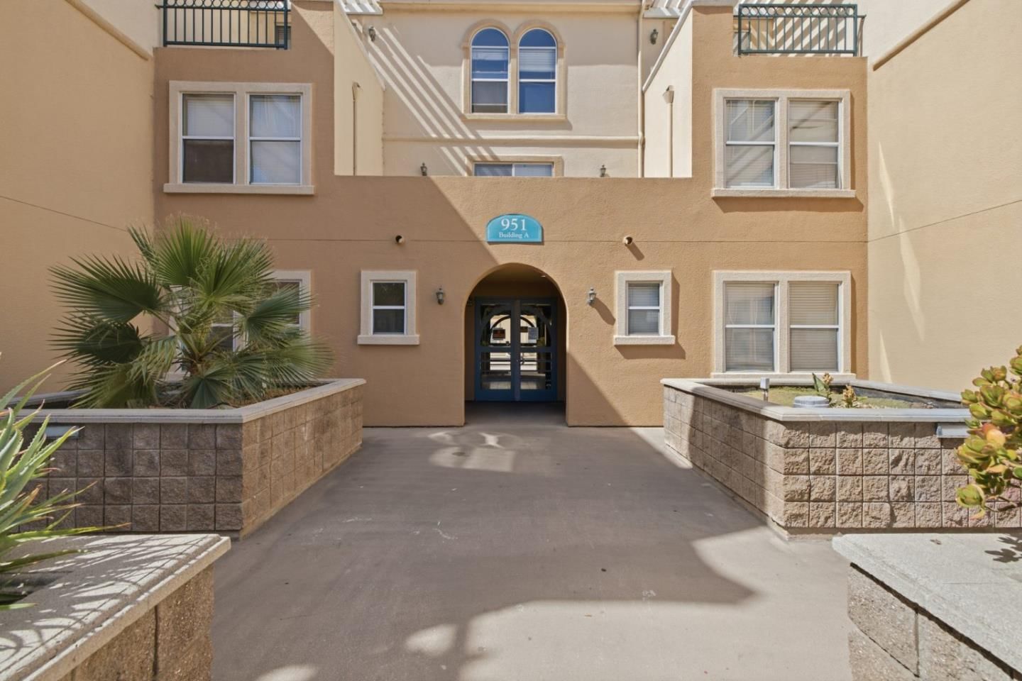 MLS Listing Photo 2