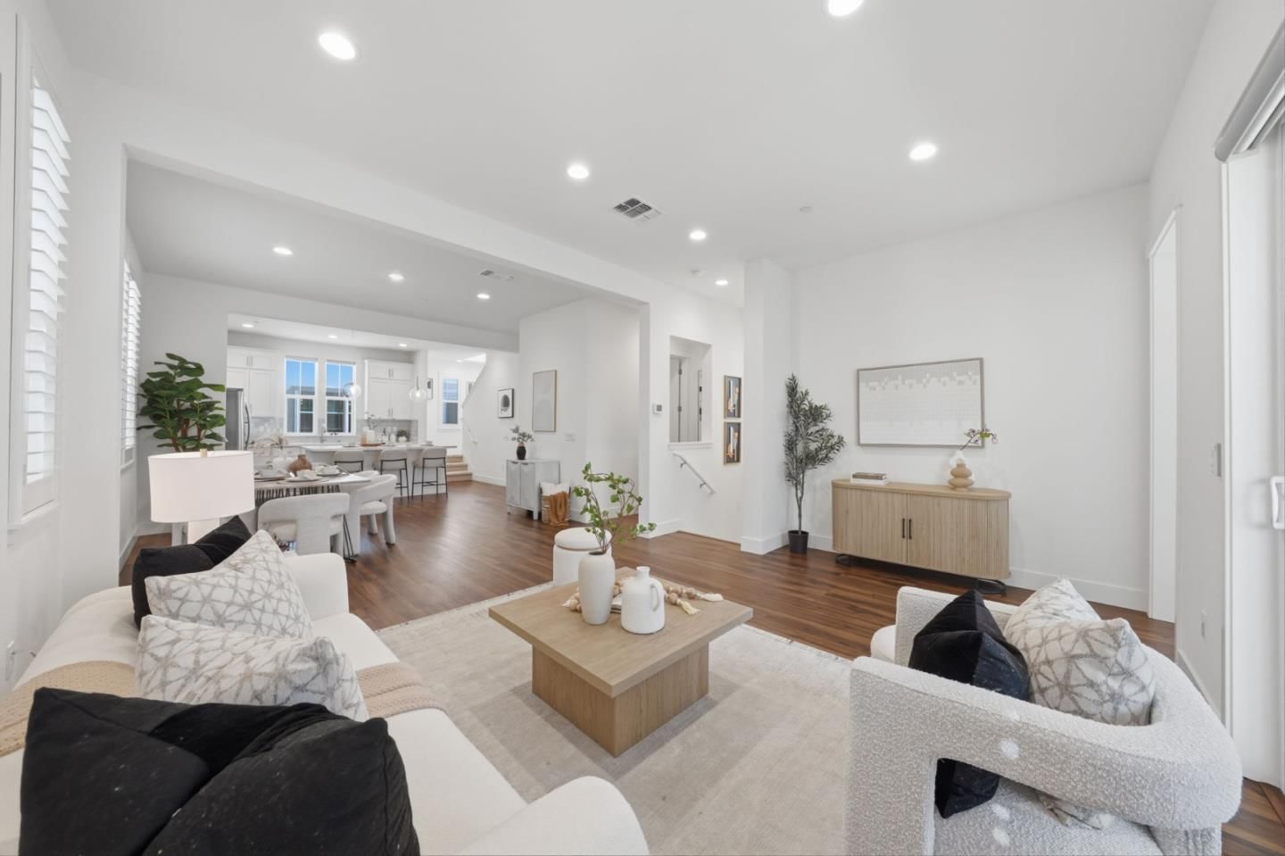 Bay Crest