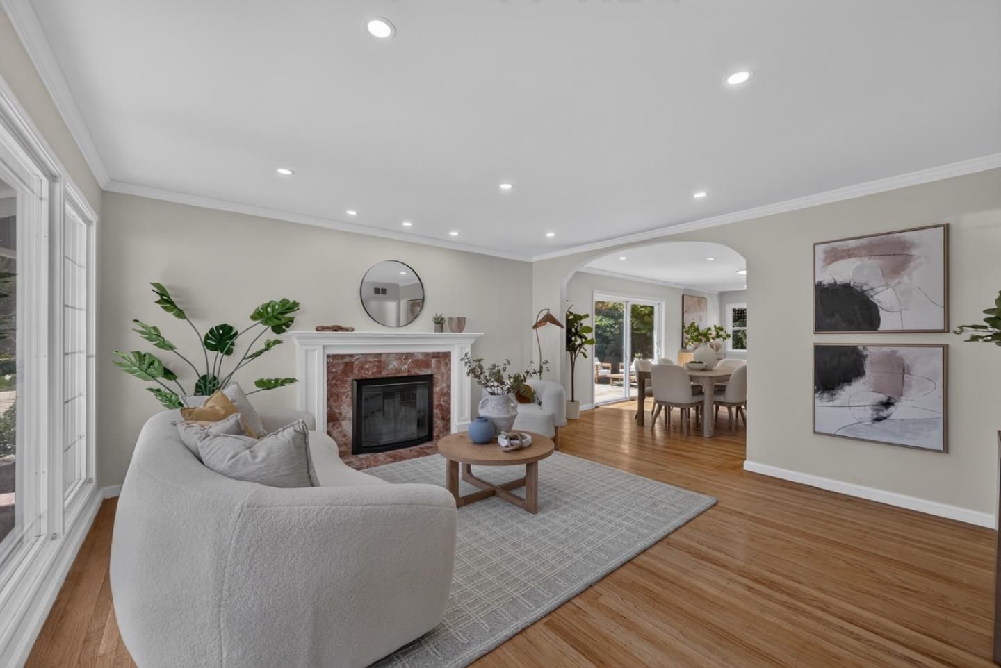 MLS Listing Photo 4