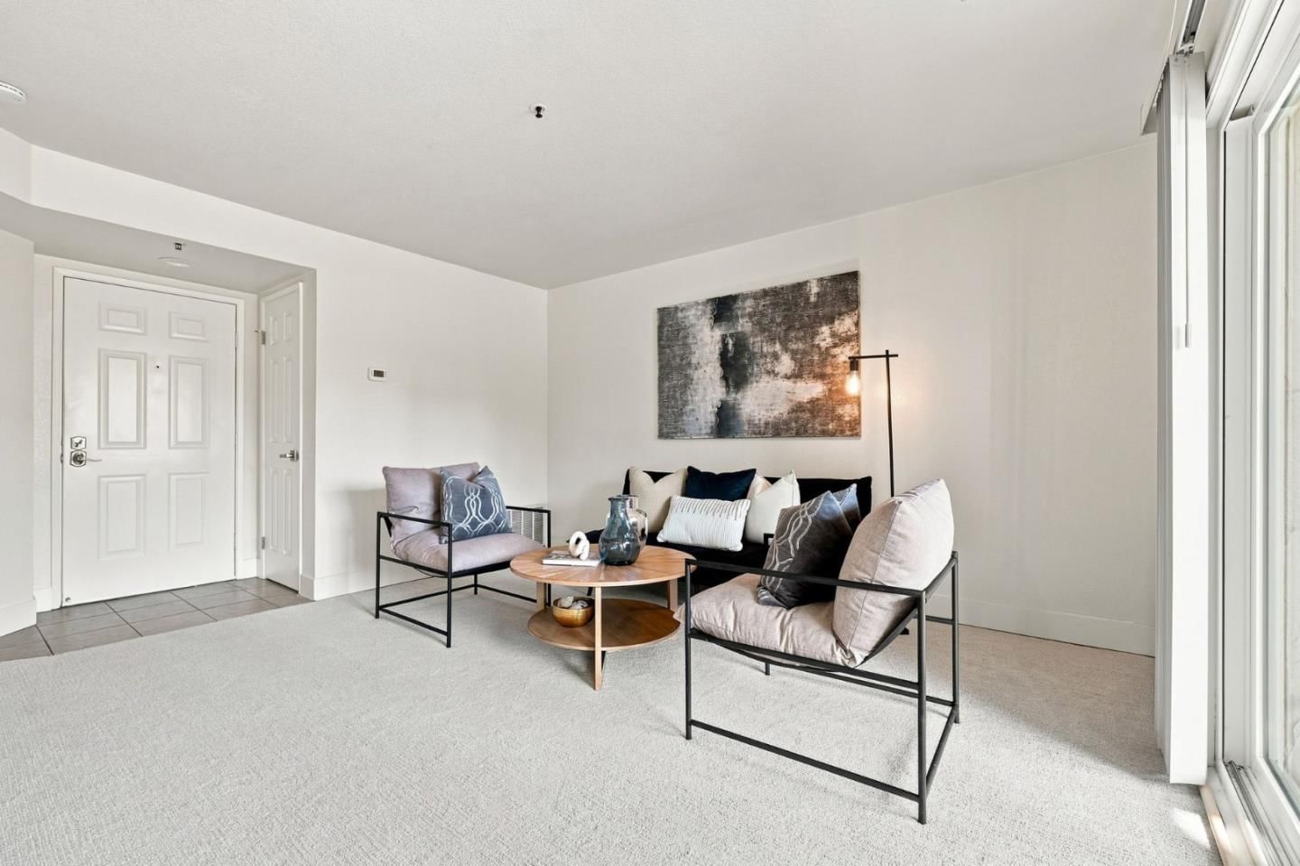 MLS Listing Photo 3