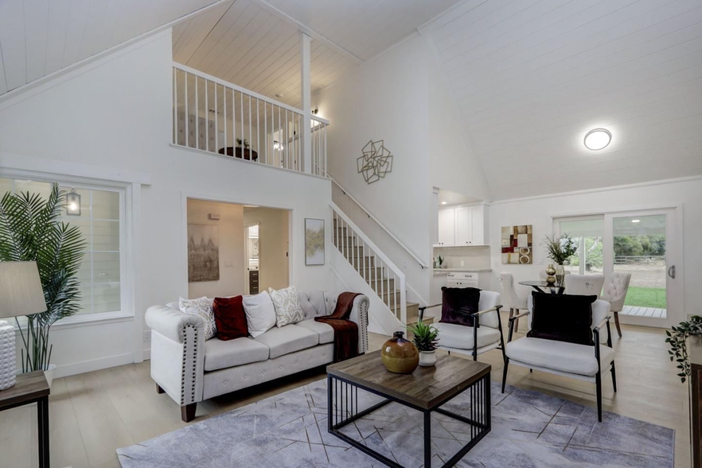 MLS Listing Photo 3