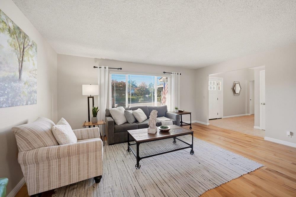 MLS Listing Photo 3