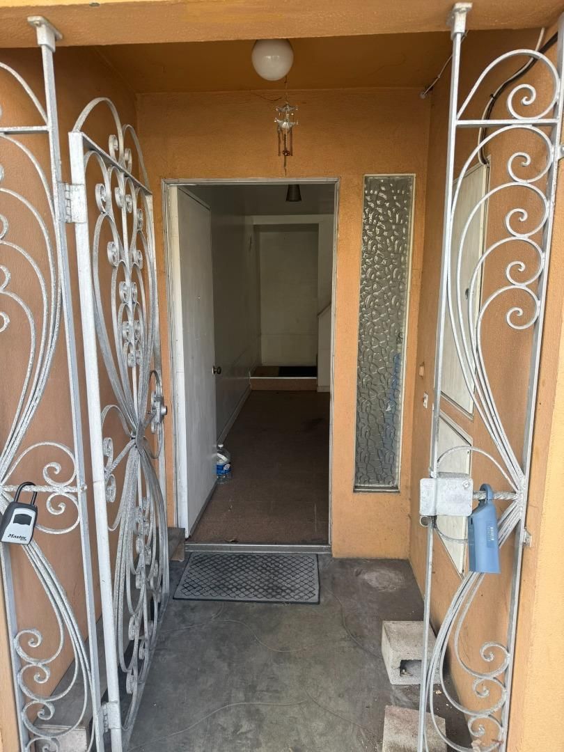 MLS Listing Photo 3
