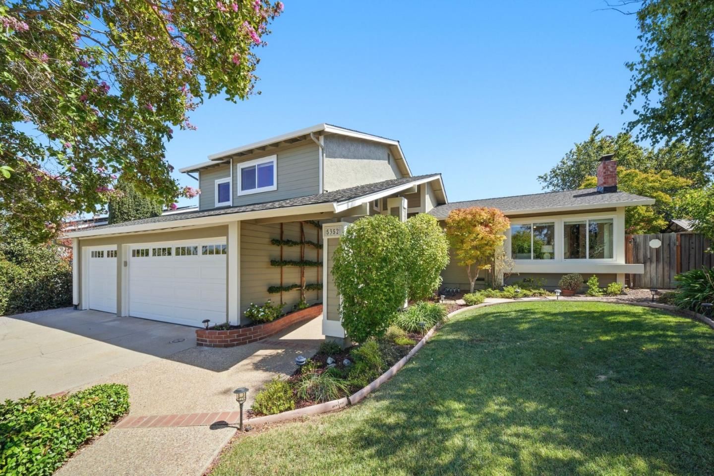 MLS Listing Photo 1