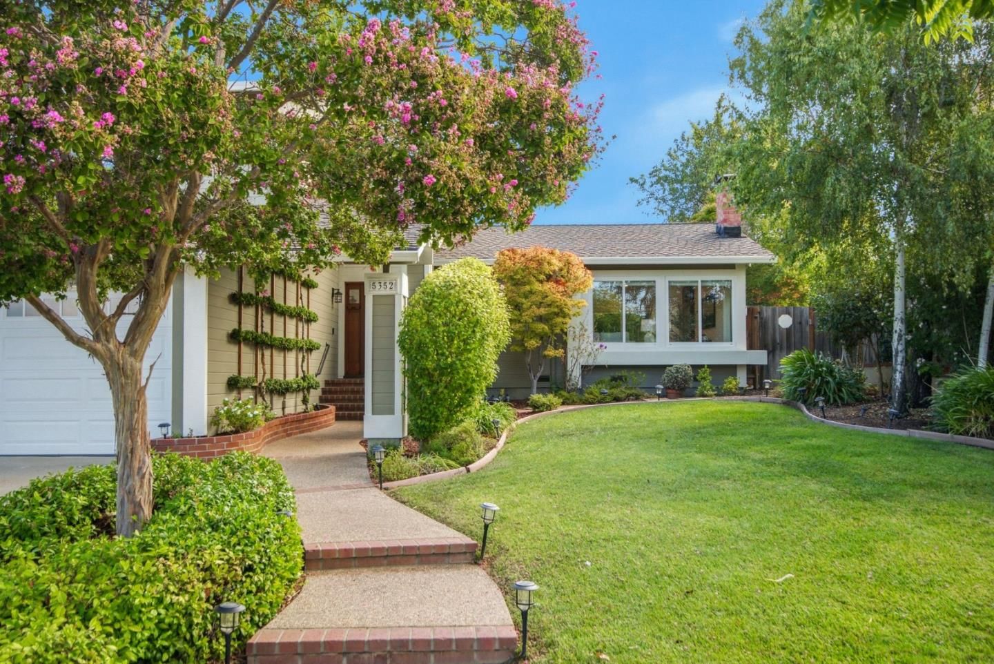 MLS Listing Photo 3