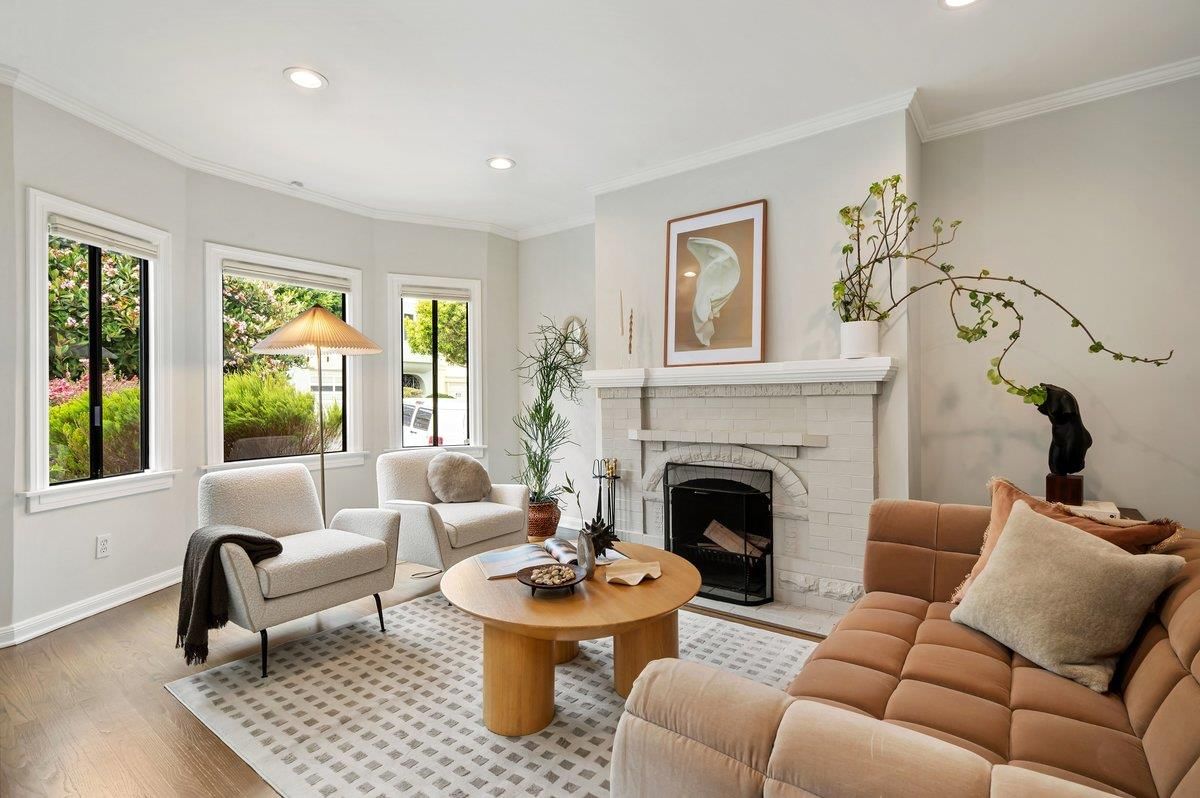 MLS Listing Photo 3